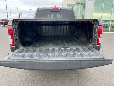 2020 RAM 1500 Big Horn Crew Cab 4x4 5'7' Box