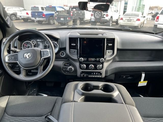 2026 RAM Ram 1500 RAM 1500 TRADESMAN CREW CAB 4X4 5'7' BOX