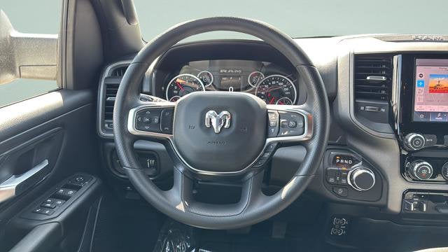 2026 RAM Ram 1500 RAM 1500 TRADESMAN CREW CAB 4X4 5'7' BOX