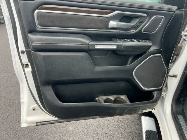 2021 RAM 1500 Laramie Crew Cab 4x4 6'4' Box