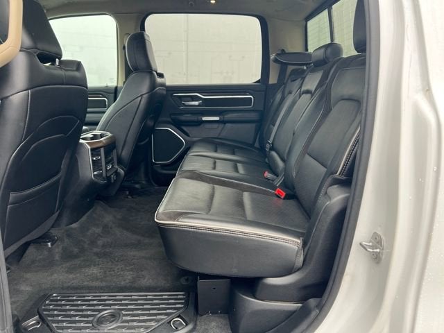 2021 RAM 1500 Laramie Crew Cab 4x4 6'4' Box