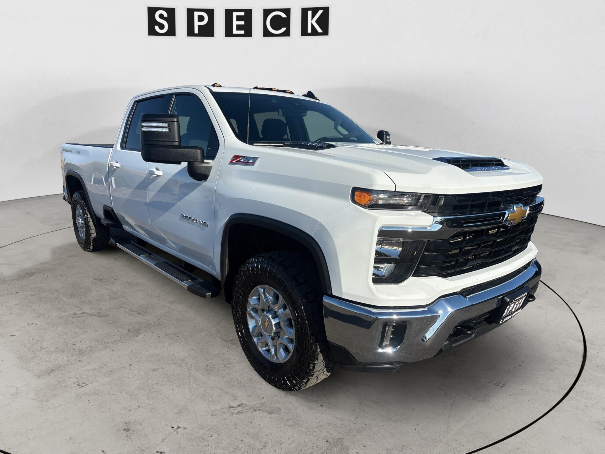 2024 Chevrolet Silverado LT