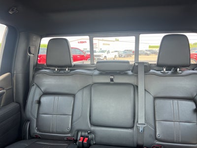 2023 Chevrolet Silverado 1500 4WD Crew Cab Short Bed High Country
