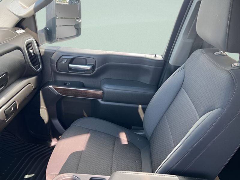 2023 GMC Sierra SLE