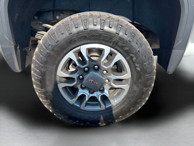 2023 GMC Sierra SLE