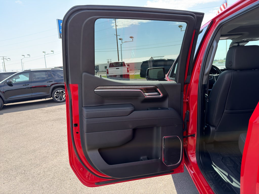 2025 GMC Sierra 1500 4WD Crew Cab Short Box Elevation with 3SB