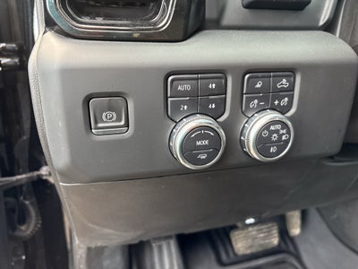 2023 GMC Sierra 1500 4WD Crew Cab Short Box AT4