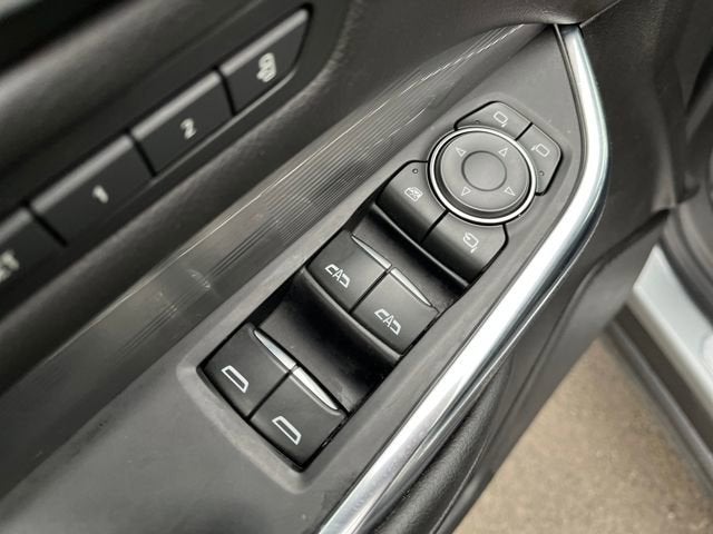 2024 Cadillac XT4 AWD Premium Luxury