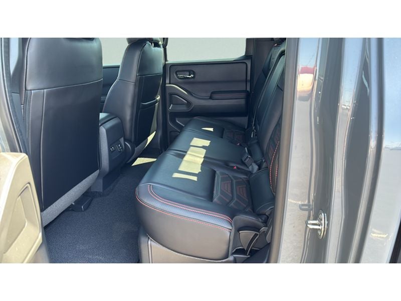 2025 Nissan Frontier Crew Cab PRO-4X 4x4