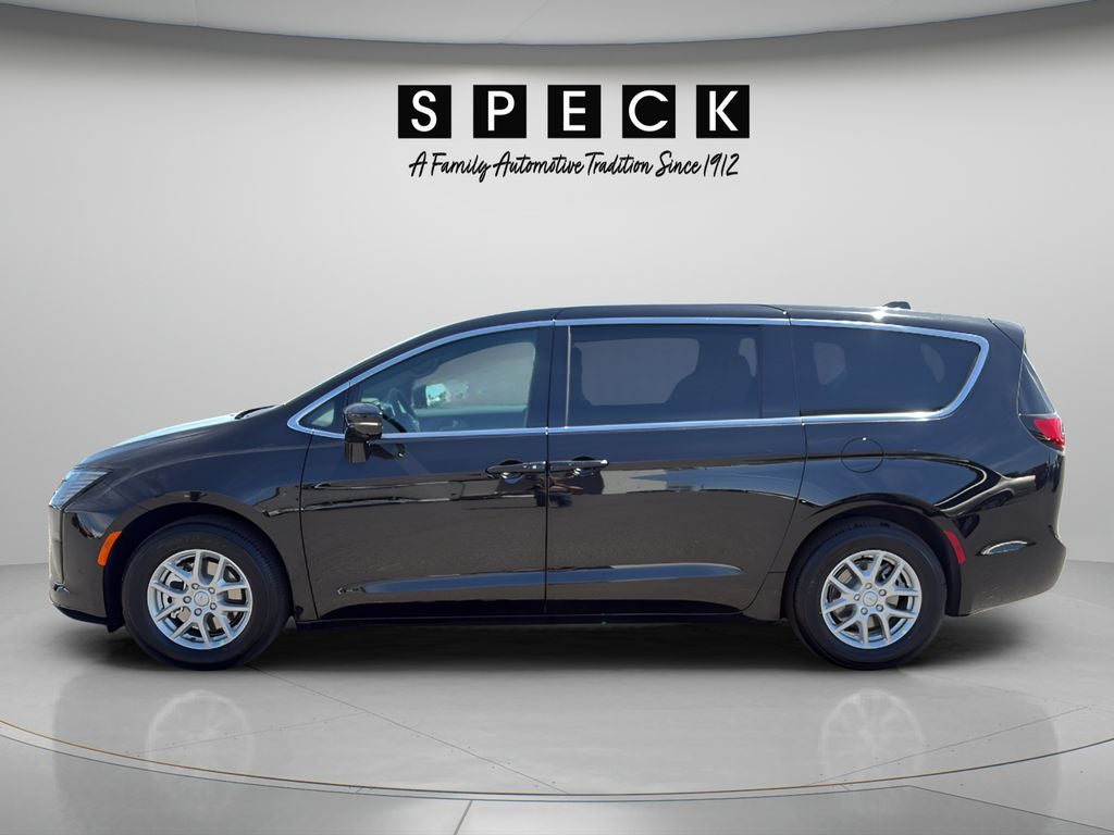 2027 Chrysler Pacifica PACIFICA SELECT