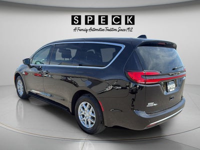 2027 Chrysler Pacifica PACIFICA SELECT