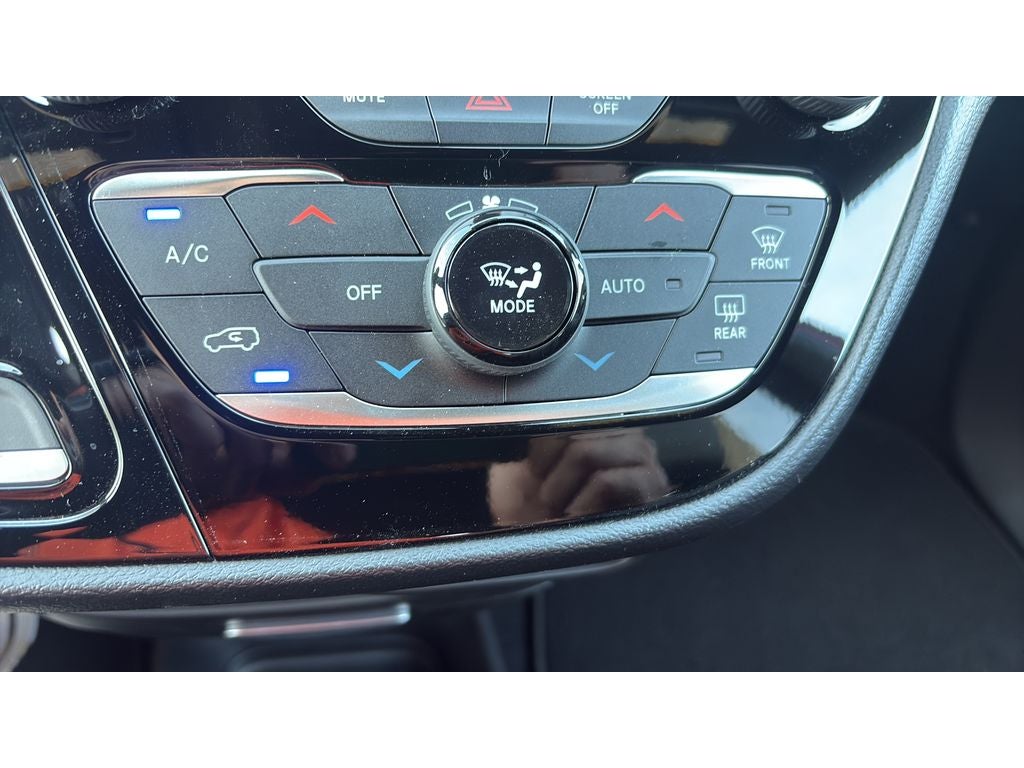 2027 Chrysler Pacifica PACIFICA SELECT