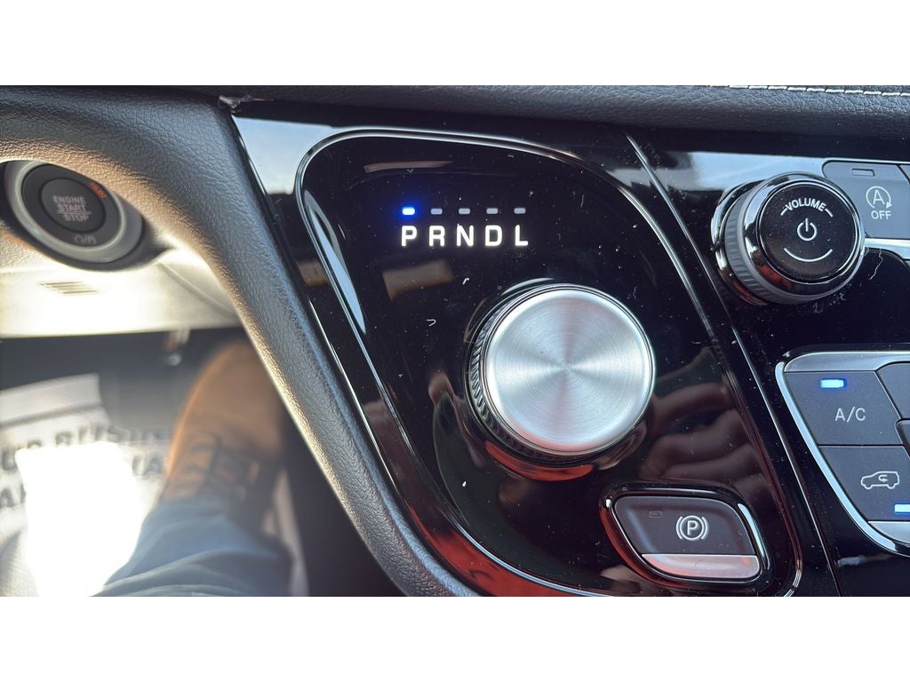 2027 Chrysler Pacifica PACIFICA SELECT