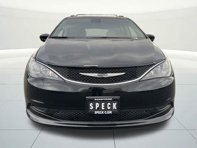 2021 Chrysler Voyager LXI