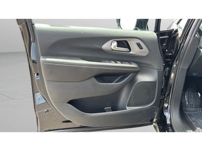 2027 Chrysler Pacifica PACIFICA SELECT AWD