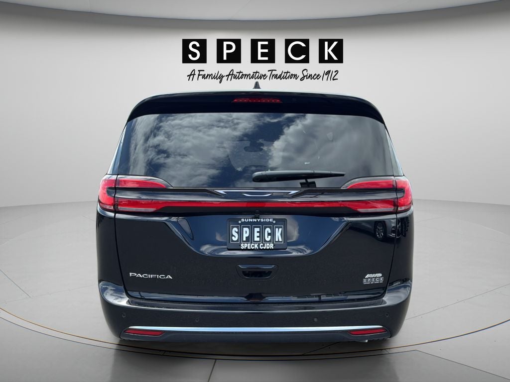 2027 Chrysler Pacifica PACIFICA SELECT AWD