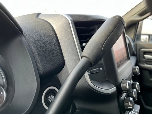 2024 RAM 3500 Big Horn Crew Cab 4x4 8' Box