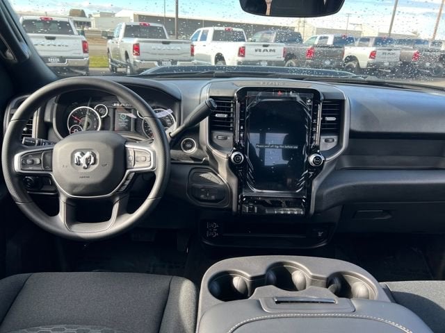 2026 RAM Ram 2500 RAM 2500 BLACK EXPRESS CREW CAB 4X4 6'4' BOX