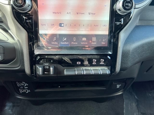 2026 RAM Ram 2500 RAM 2500 BLACK EXPRESS CREW CAB 4X4 6'4' BOX