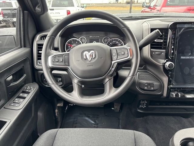 2026 RAM Ram 2500 RAM 2500 BLACK EXPRESS CREW CAB 4X4 6'4' BOX