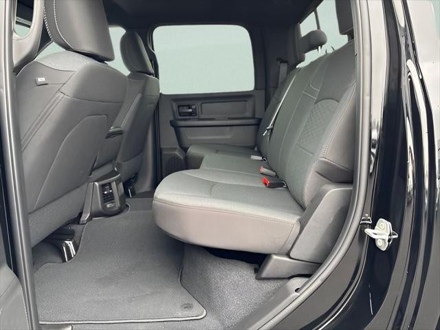 2026 RAM 2500 RAM 2500 BLACK EXPRESS CREW CAB 4X4 6'4' BOX