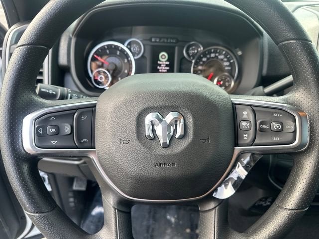 2026 RAM Ram 2500 RAM 2500 BLACK EXPRESS CREW CAB 4X4 6'4' BOX