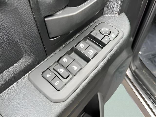 2026 RAM 2500 RAM 2500 TRADESMAN CREW CAB 4X4 8' BOX