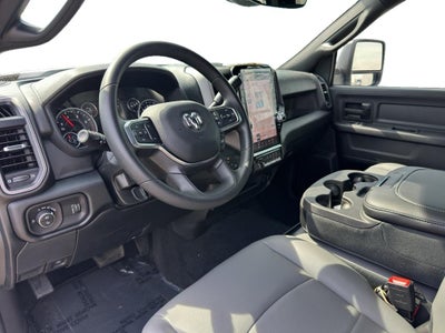 2026 RAM 2500 RAM 2500 TRADESMAN CREW CAB 4X4 8' BOX