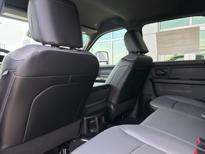 2026 RAM 2500 RAM 2500 TRADESMAN CREW CAB 4X4 8' BOX