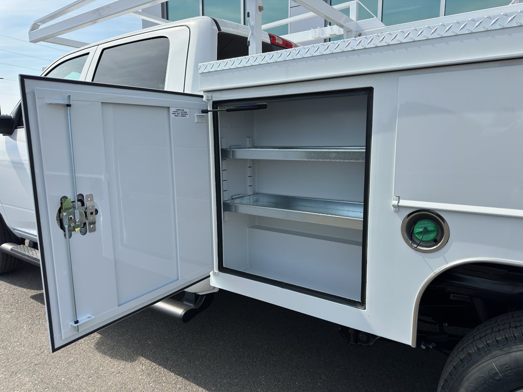2026 RAM 2500 RAM 2500 TRADESMAN CREW CAB 4X4 8' BOX