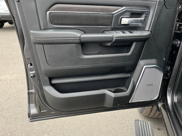 2026 RAM Ram 2500 RAM 2500 LARAMIE CREW CAB 4X4 8' BOX