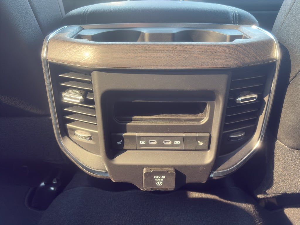 2026 RAM Ram 3500 RAM 3500 LARAMIE CREW CAB 4X4 8' BOX
