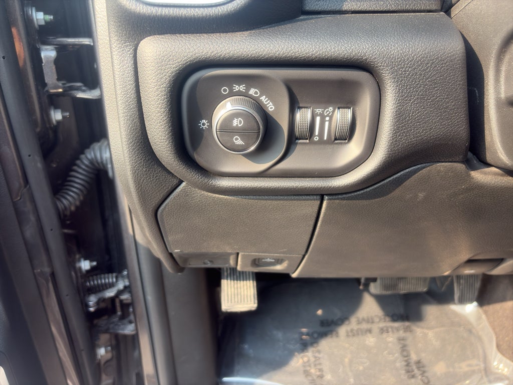 2026 RAM Ram 3500 RAM 3500 LARAMIE CREW CAB 4X4 8' BOX