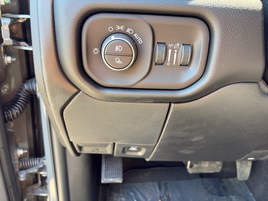 2026 RAM Ram 3500 RAM 3500 LARAMIE CREW CAB 4X4 8' BOX