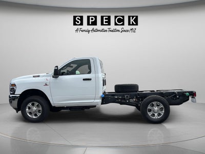 2026 RAM Ram 3500 Chassis Cab RAM 3500 TRADESMAN CHASSIS REGULAR CAB 4X4 60' CA