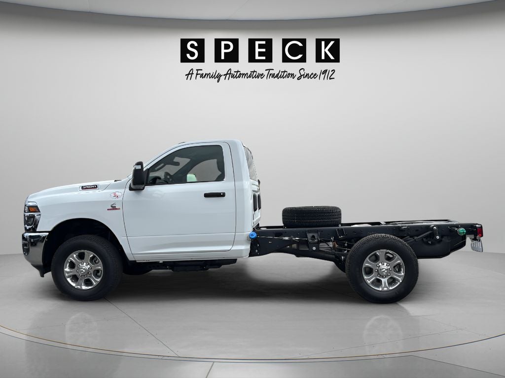2026 RAM Ram 3500 Chassis Cab RAM 3500 TRADESMAN CHASSIS REGULAR CAB 4X4 60' CA