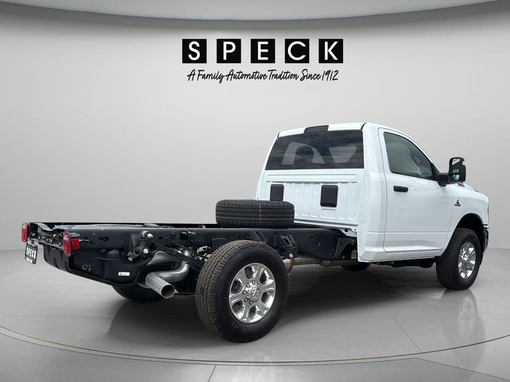 2026 RAM Ram 3500 Chassis Cab RAM 3500 TRADESMAN CHASSIS REGULAR CAB 4X4 60' CA