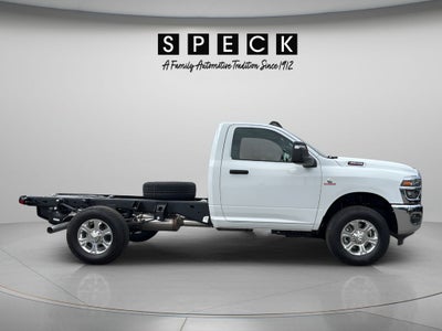 2026 RAM Ram 3500 Chassis Cab RAM 3500 TRADESMAN CHASSIS REGULAR CAB 4X4 60' CA