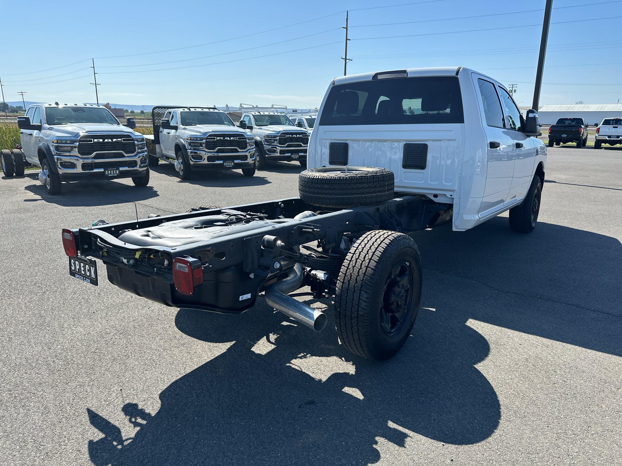 2026 RAM Ram 3500 Chassis Cab RAM 3500 TRADESMAN CREW CAB CHASSIS 4X4 60' CA