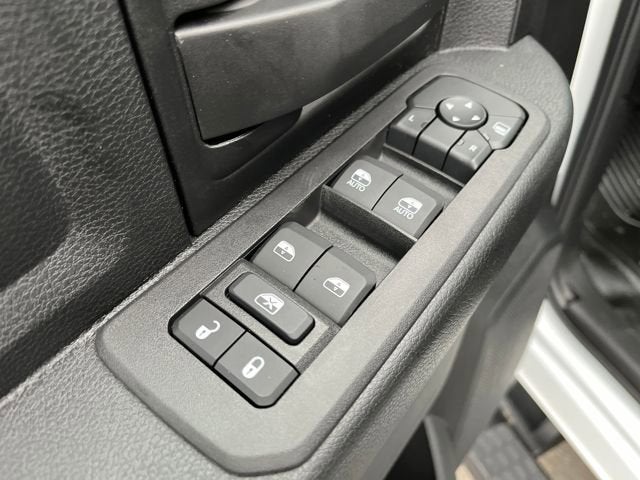 2026 RAM Ram 3500 Chassis Cab RAM 3500 TRADESMAN CREW CAB CHASSIS 4X4 60' CA