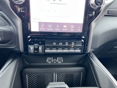 2026 RAM Ram 4500 Chassis Cab RAM 4500 BIG HORN CHASSIS CREW CAB 4X4 84' CA