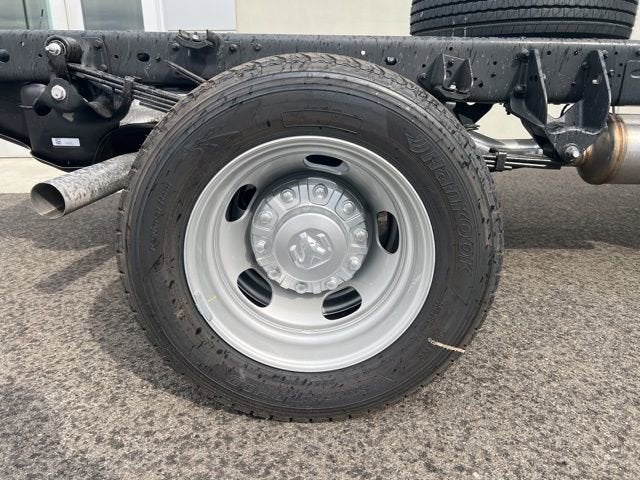 2025 RAM Ram 5500 Chassis Cab RAM 5500 TRADESMAN CHASSIS REGULAR CAB 4X4 84' CA
