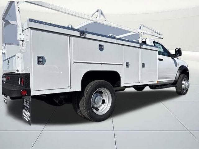 2026 RAM Ram 5500 Chassis Cab RAM 5500 TRADESMAN CHASSIS REGULAR CAB 4X4 84' CA