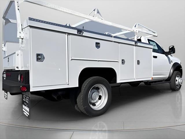 2026 RAM 5500 Chassis RAM 5500 TRADESMAN CHASSIS REGULAR CAB 4X4 84' CA
