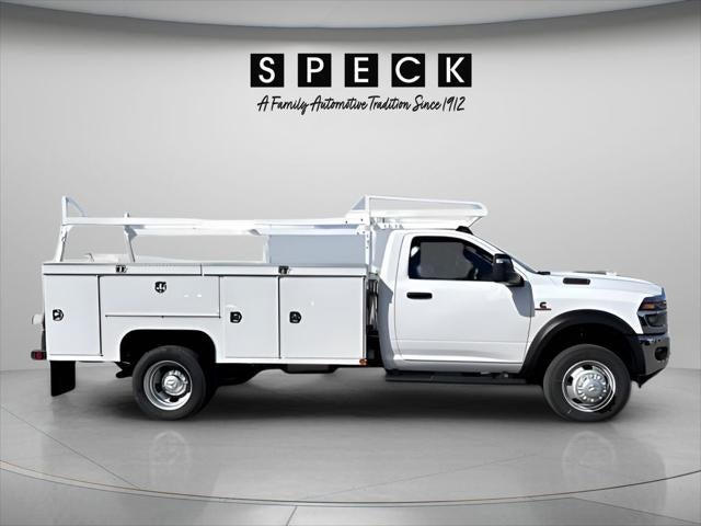 2026 RAM 5500 Chassis RAM 5500 TRADESMAN CHASSIS REGULAR CAB 4X4 84' CA