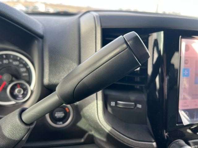 2025 RAM Ram 5500 Chassis Cab RAM 5500 TRADESMAN CHASSIS CREW CAB 4X4 84' CA