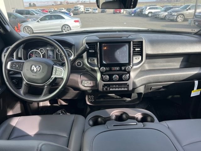 2025 RAM Ram 5500 Chassis Cab RAM 5500 TRADESMAN CHASSIS CREW CAB 4X4 84' CA