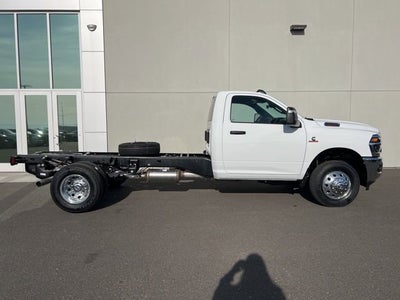 2026 RAM Ram 3500 Chassis Cab RAM 3500 TRADESMAN CHASSIS REGULAR CAB 4X4 84' CA