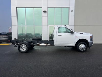 2026 RAM Ram 3500 Chassis Cab RAM 3500 TRADESMAN CHASSIS REGULAR CAB 4X4 84' CA