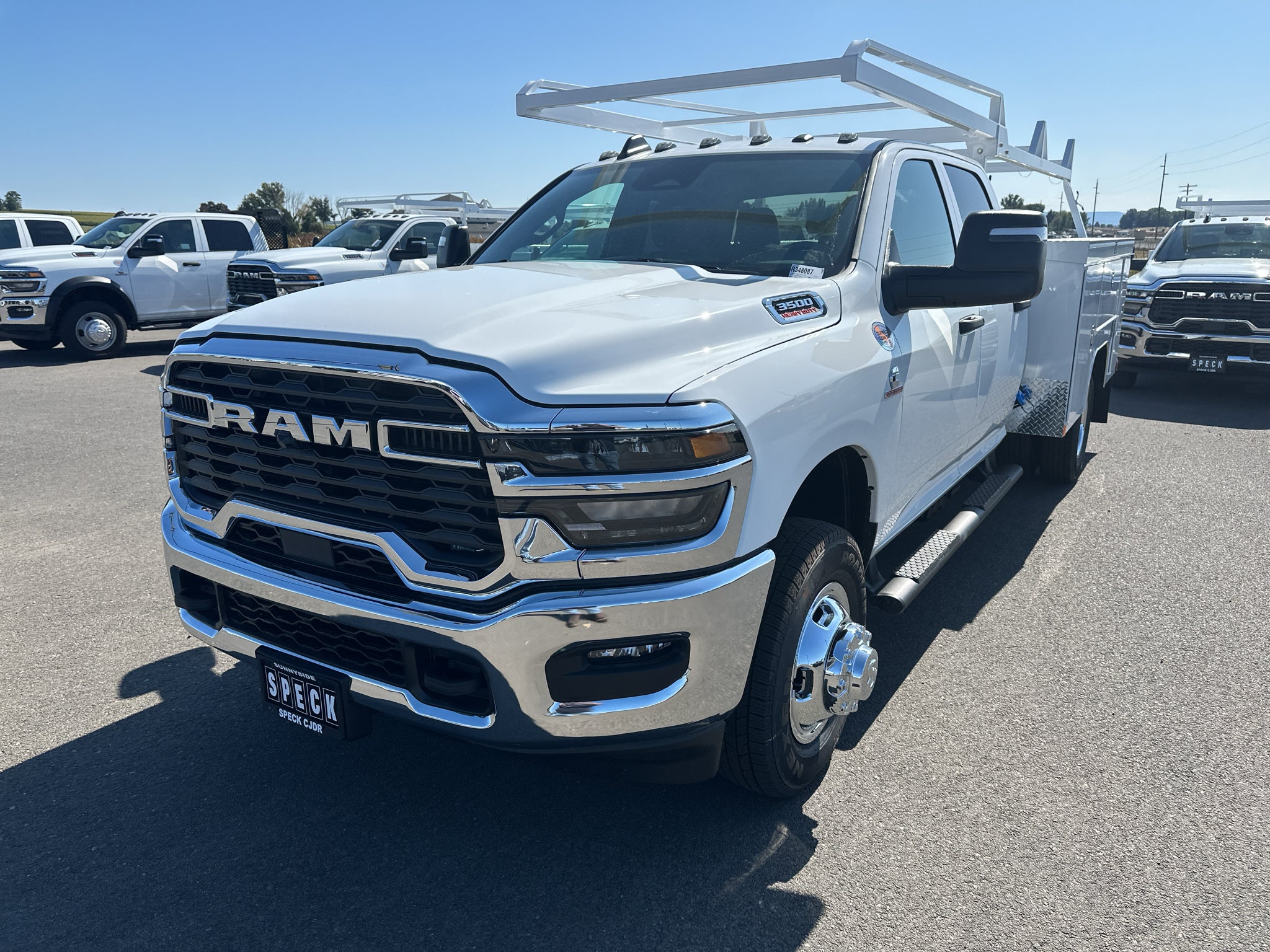 2026 RAM Ram 3500 Chassis Cab RAM 3500 TRADESMAN CREW CAB CHASSIS 4X4 60' CA